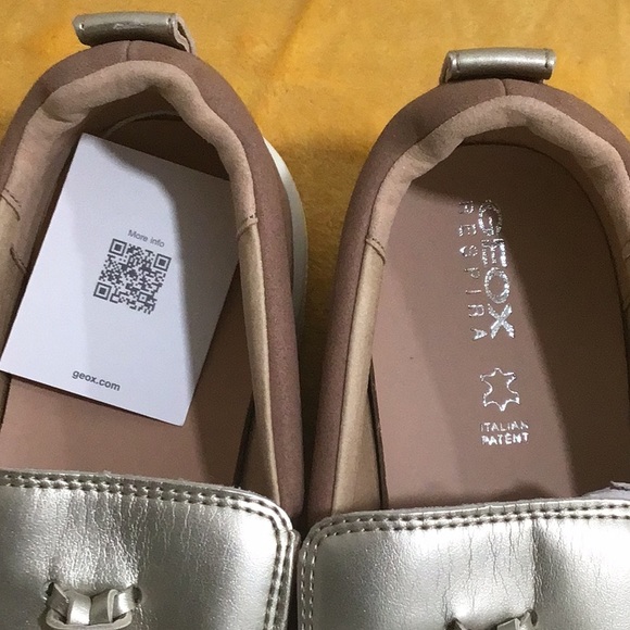 NWOT GEOX Respira Suede Italian Patent Fringe & Tassel Loafer Sneakers - Picture 5 of 12